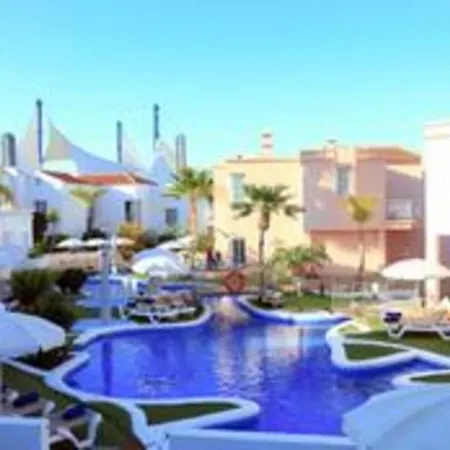 Apartment Lf 2 Bedrooms With Well Connected, Beach, Pool *