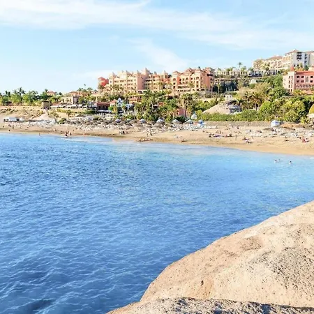 Lf 2 Bedrooms With Well Connected, Beach, Pool Διαμέρισμα